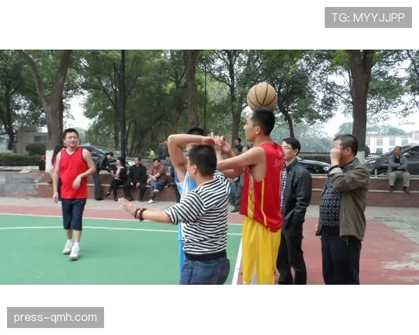 详解发球规则:篮球比赛中何时、何地以及如何正确发球 详解发球规则:篮球比赛中何时、何地以及如何正确发球